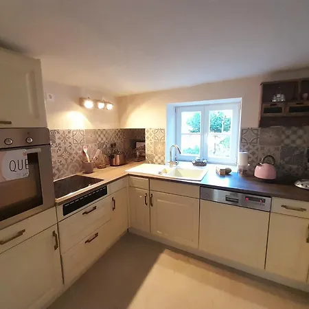 Holiday home Auszeit Rheingauer Rosengarten Geisenheim