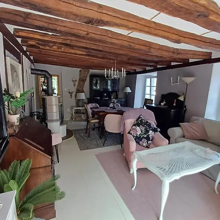 Auszeit Rheingauer Rosengarten Ferienhaus