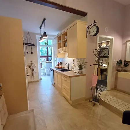 Holiday home Auszeit Rheingauer Rosengarten *