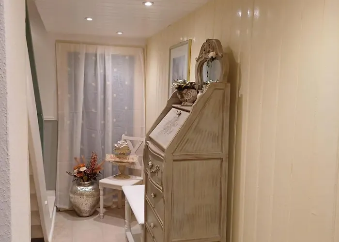 בית נופש Auszeit Rheingauer Rosengarten *